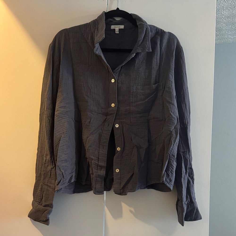 Dark Gray/Navy Cropped Button-Up Shirt